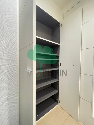 玄関　下駄箱もしっかりついてます！