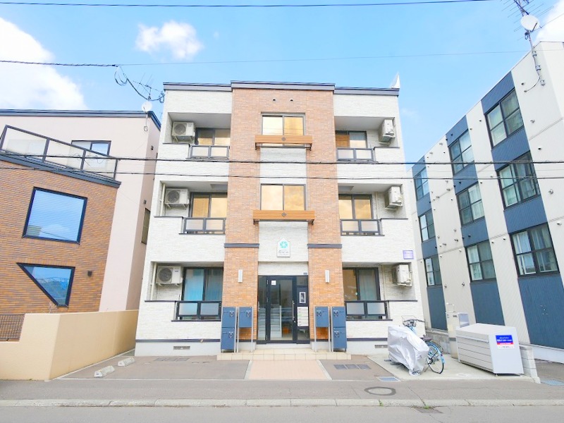 建物外観　函館線「白石」徒歩1分