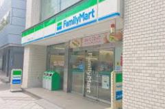 コンビニ　ファミリーマート堀留町二丁目店（コンビニ）まで174m