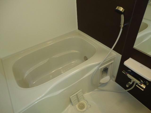 バス・シャワールーム　別部屋参考写真