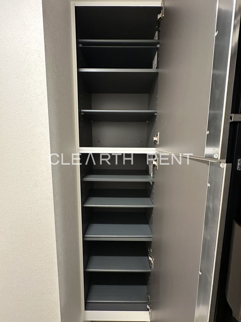 玄関　同タイプ別住戸写真となります。現況と異なる場合がございます。