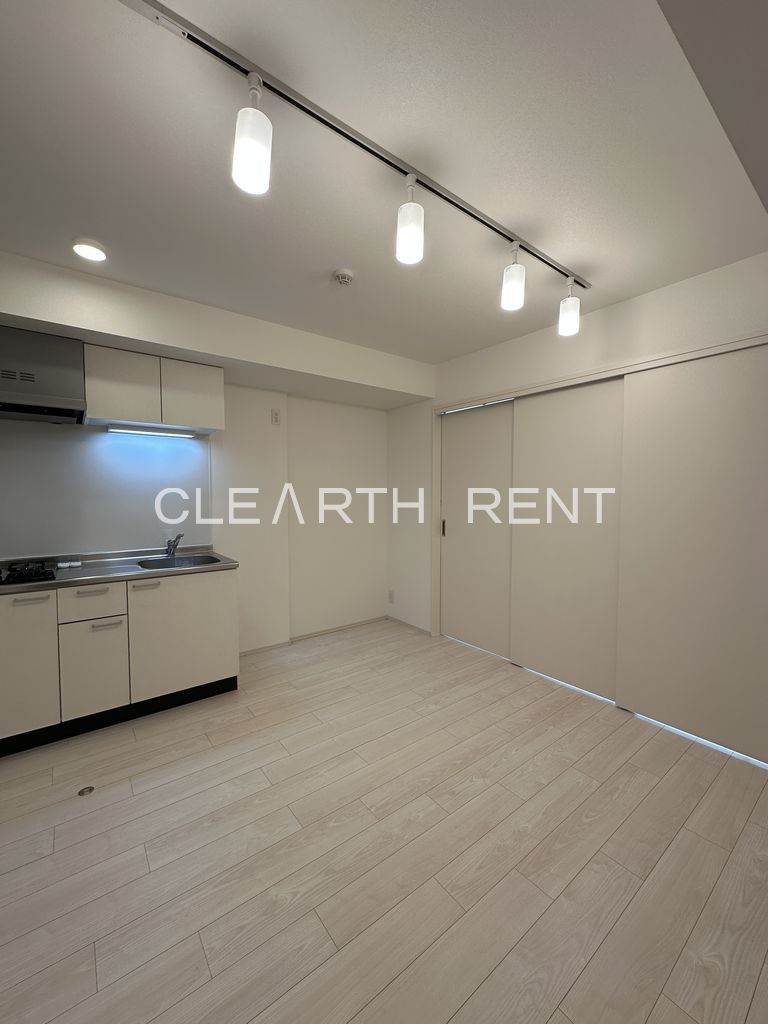 居室・リビング　同タイプ別住戸写真となります。現況と異なる場合がございます。