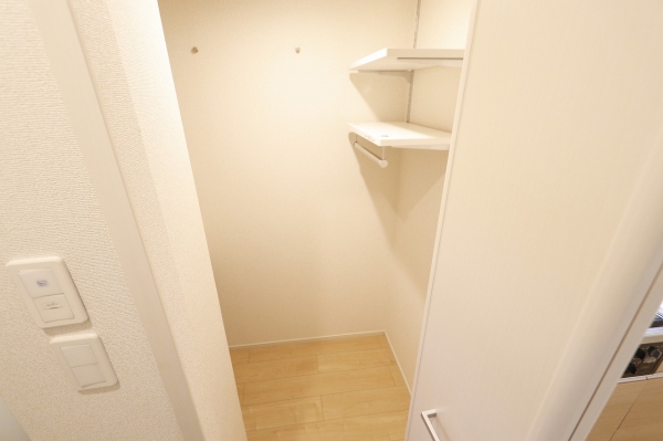 収納　ウォークインクロゼットでたっぷり収納♪