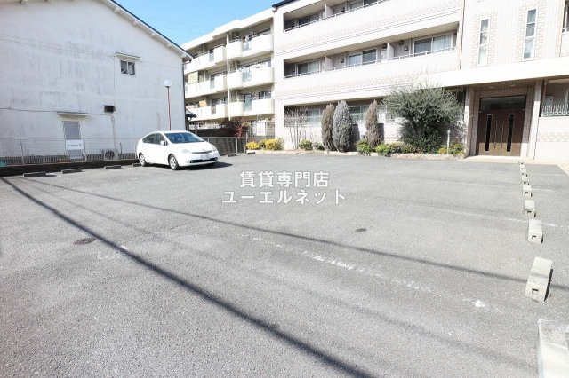 駐車場　敷地内駐車場あり◎