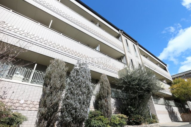 建物外観　シンプルで洗練されたデザインが毎日の暮らしに心地よさをプラス