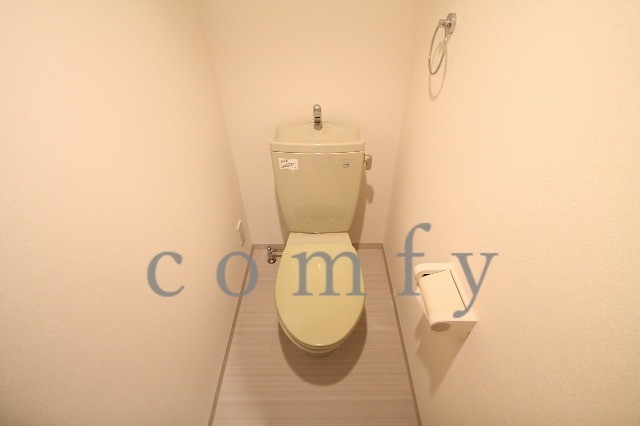 トイレ　シンプルなトイレ