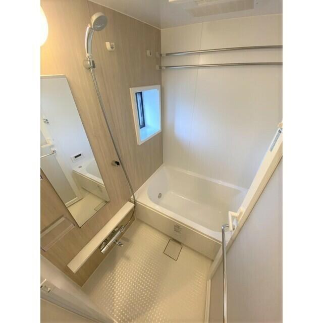 バス・シャワールーム　?