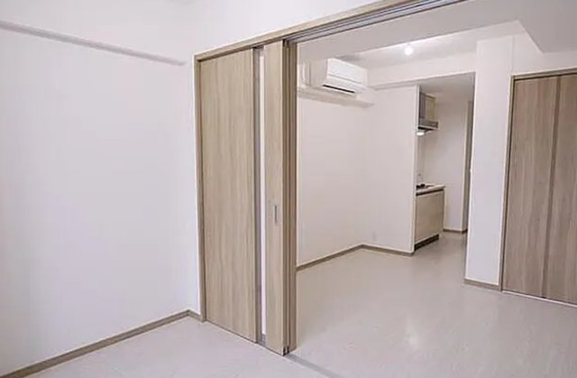 その他部屋・スペース　明るい色調の室内です