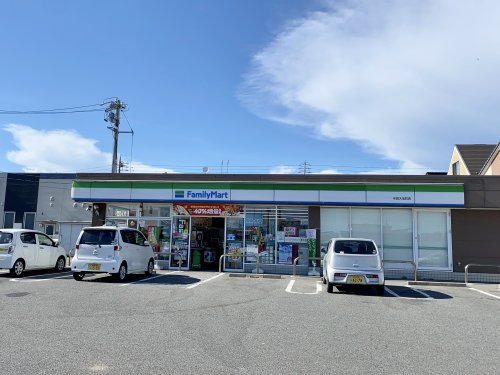 コンビニ　ファミリーマート 半田大池町店（コンビニ）まで1630m