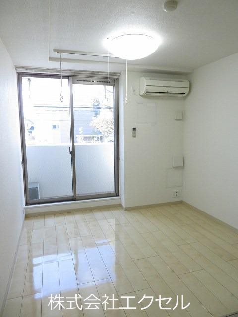 居室・リビング　明るい室内です。