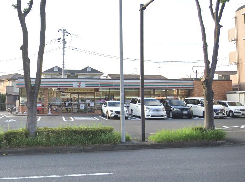 コンビニ　セブンイレブン横浜荏田南1丁目店（コンビニ）まで649m