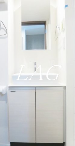 洗面設備　独立洗面台です。