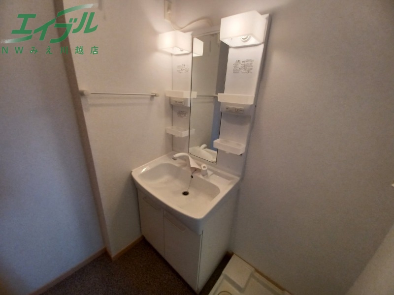 洗面設備　同型参考写真