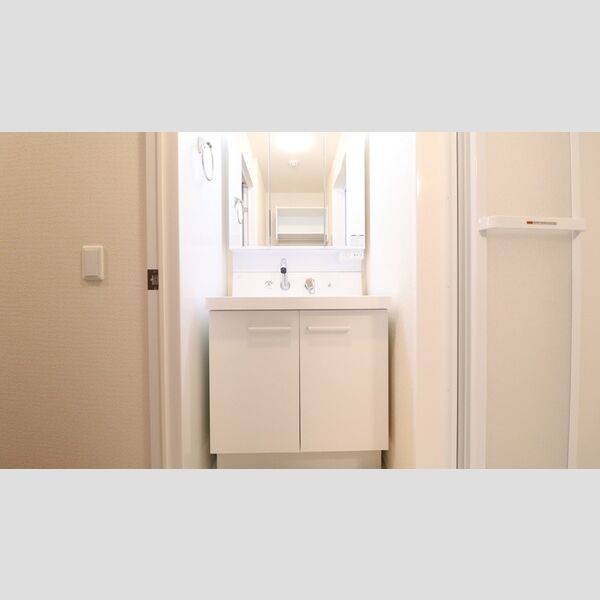 洗面設備　洗髪洗面化粧台