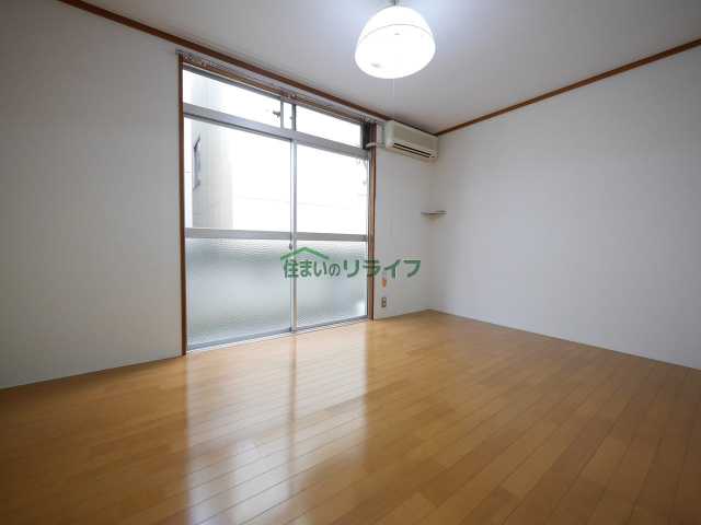 居室・リビング　スクエアーハイツ 101