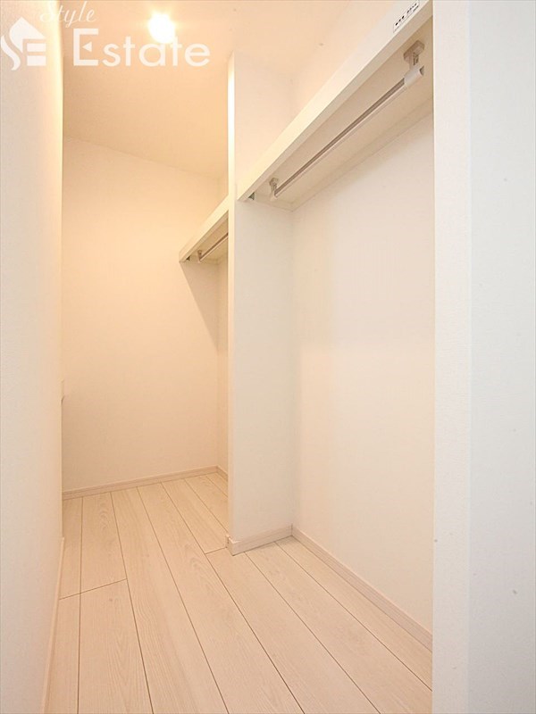 収納　クローゼット