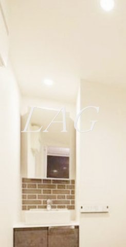 洗面設備　独立洗面台です。