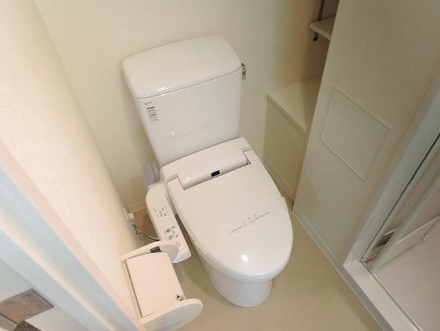 トイレ　※別部屋の参考写真です。