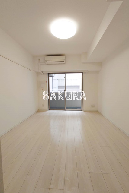 居室・リビング　開放感のある室内♪