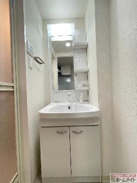 洗面設備　洗髪洗面化粧台