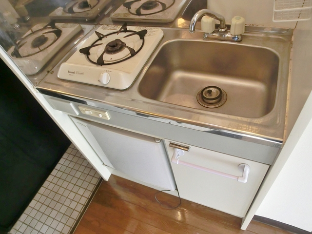 キッチン　1口ガスコンロ付きのキッチンです。