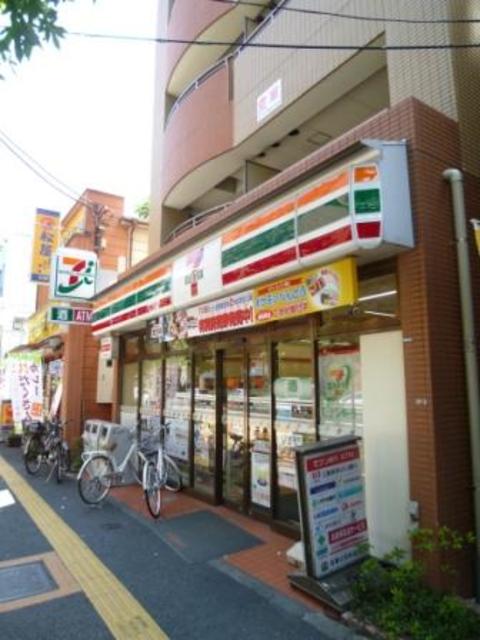 コンビニ　セブンイレブン杉並高井戸駅前店（コンビニ）まで671m