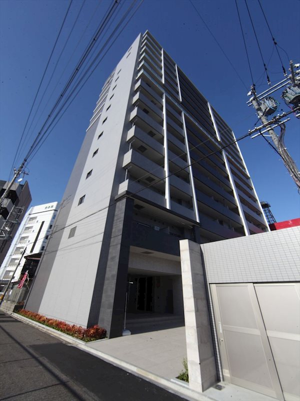 建物外観　外観　宅配ＢＯＸ　オートロック　防犯カメラ