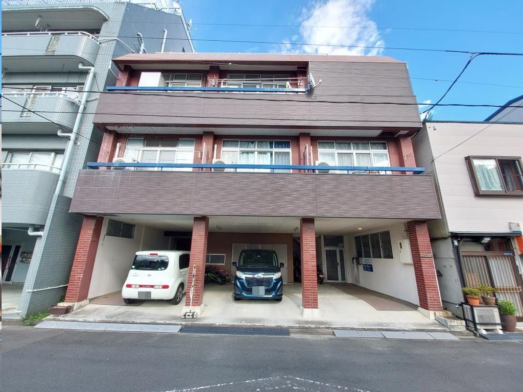 建物外観　「アリエス」外観写真