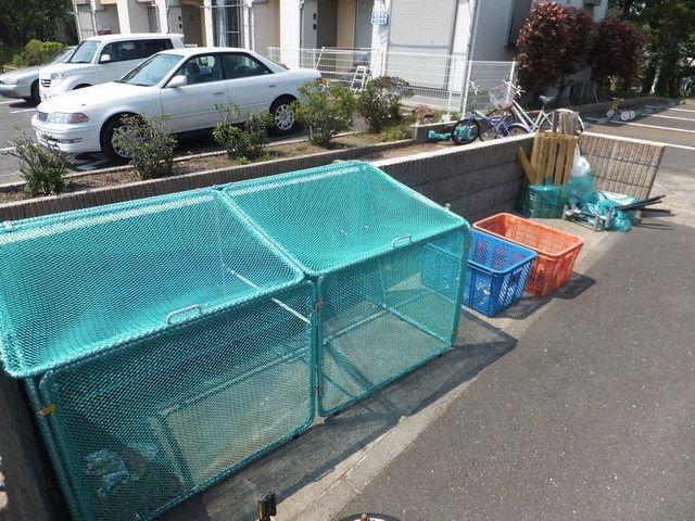 その他共有部分　☆　敷地内ゴミ置場　☆