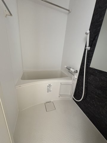 バス・シャワールーム　別のお部屋の参考写真です