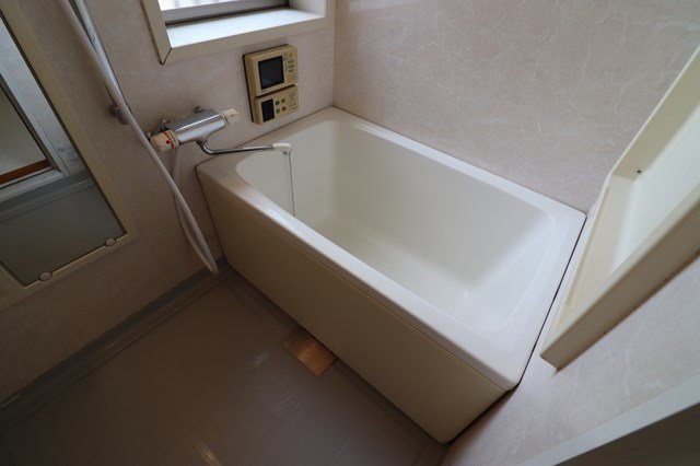 バス・シャワールーム　同物件別部屋です。