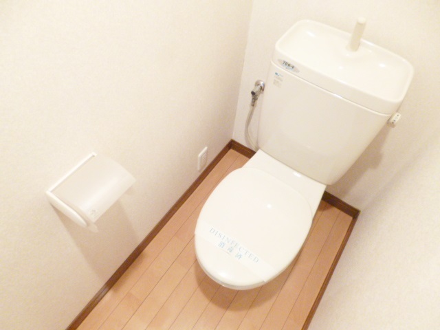 トイレ　個室のトイレです☆