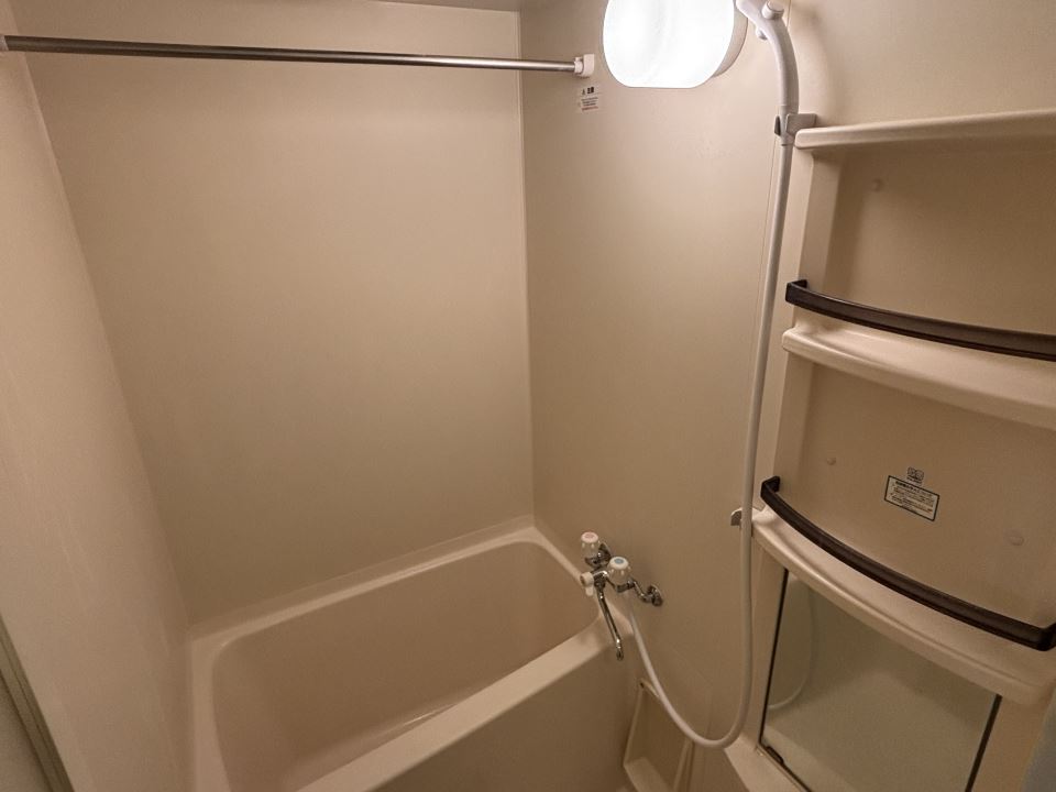 バス・シャワールーム　浴室乾燥機付き