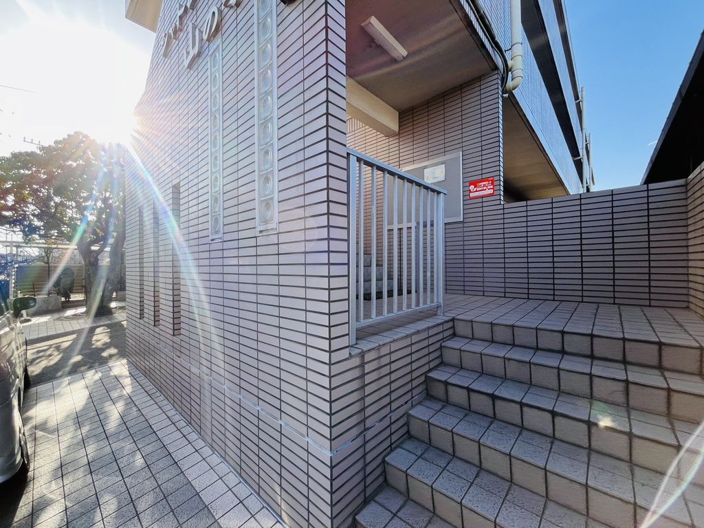 エントランス　庭