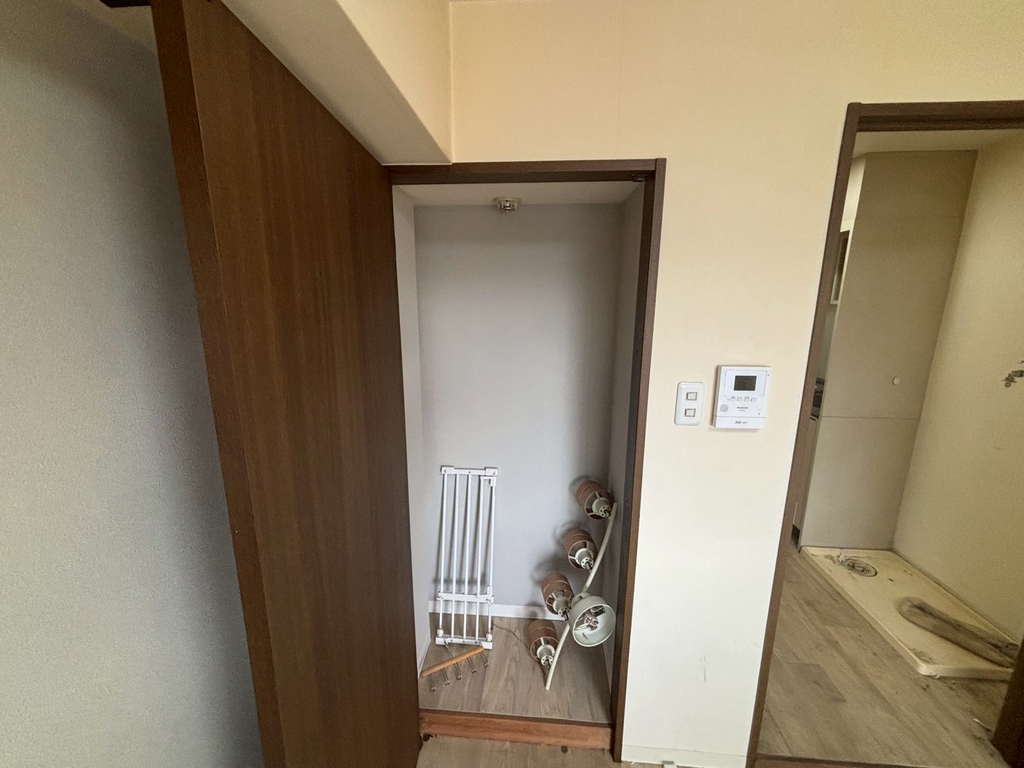 収納　※クリーニング前のお写真です。