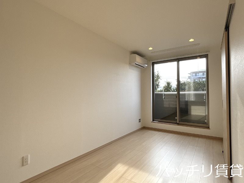 バルコニー　※同型タイプの為、現状を優先いたします