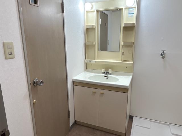 洗面設備　洗髪洗面化粧台