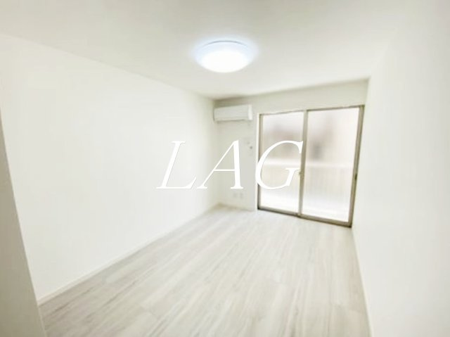 居室・リビング　洋室のお部屋です。（同仕様です。）