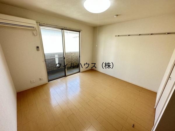 その他部屋・スペース　明るい洋室！