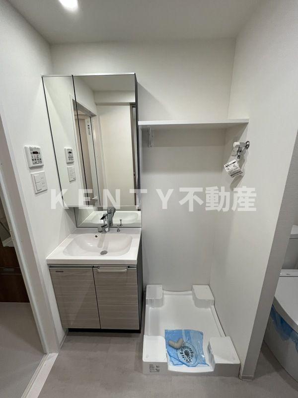 洗面設備　脱衣スペースもあります