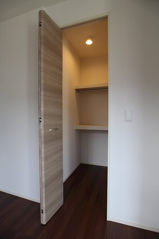 収納　※別号室の写真です。