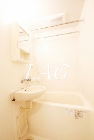 バス・シャワールーム　お風呂です。