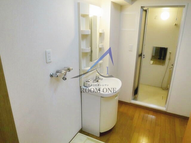 洗面設備　洗面台です。