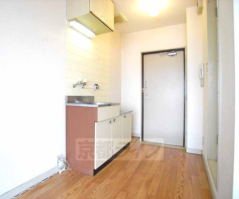 その他部屋・スペース　広々とした廊下です。