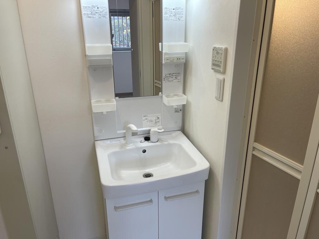 洗面設備　☆同マンション別室の写真です☆