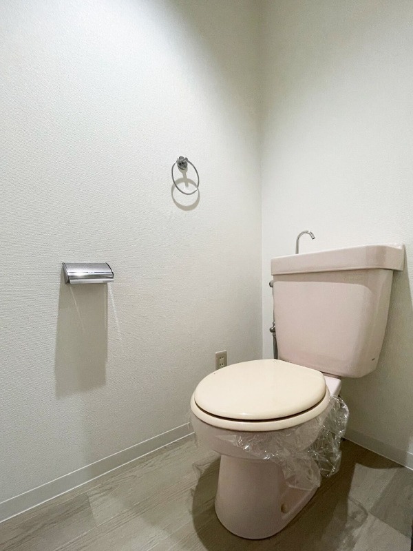 トイレ　清潔感のある空間です。