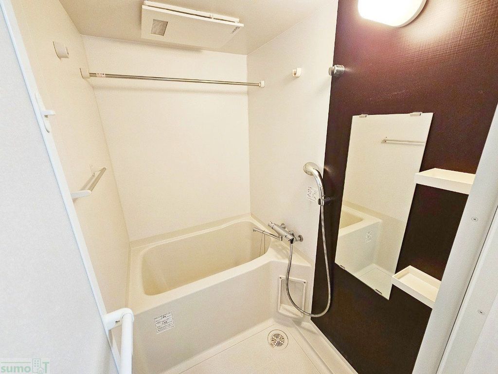 バス・シャワールーム　バス