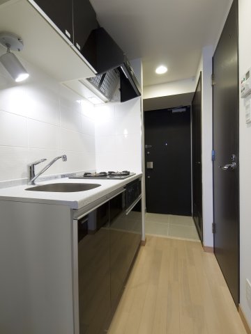 キッチン　コンパクトなキッチンで掃除もラクラク