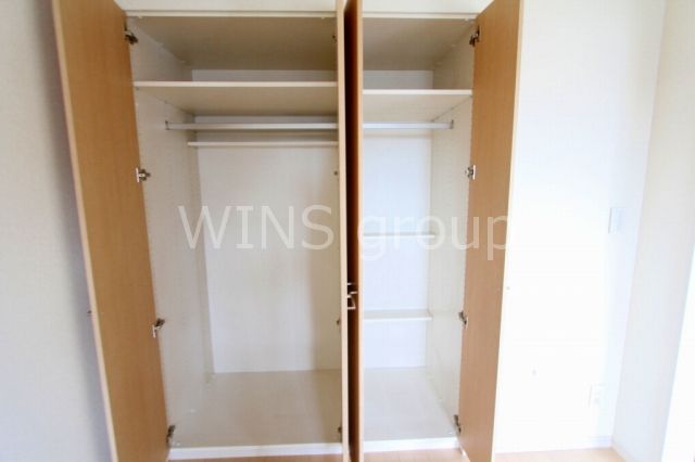 玄関　クローゼット収納