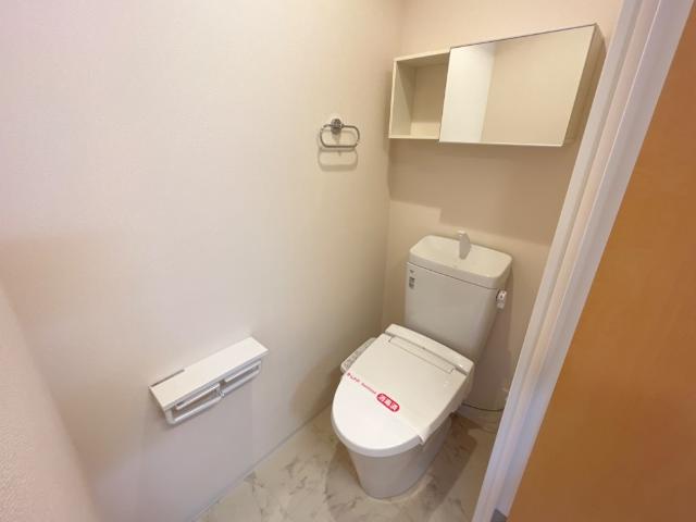 トイレ　シャワー付トイレ